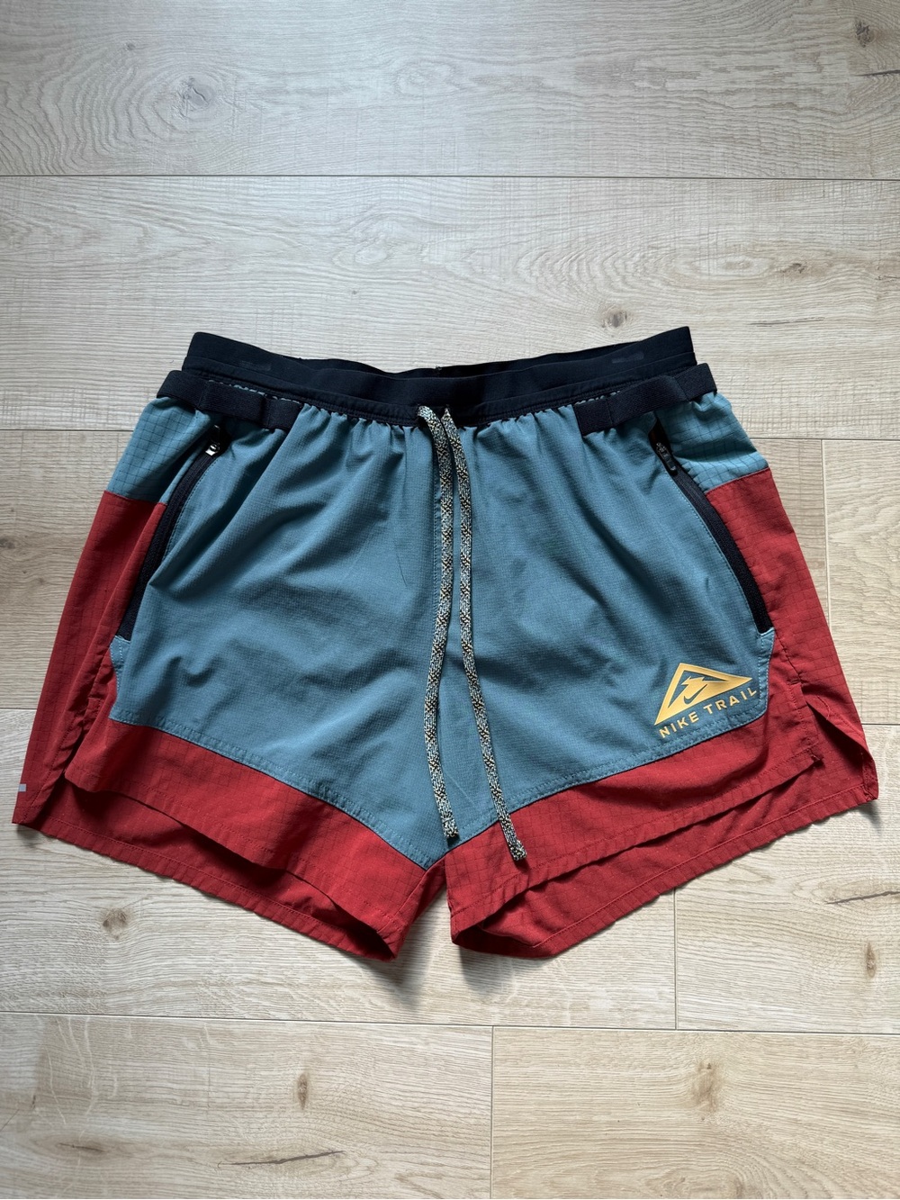 Nike Trail 5” Men’s Athletic Shorts | Slate Blue & Rusty Red | Size Medium